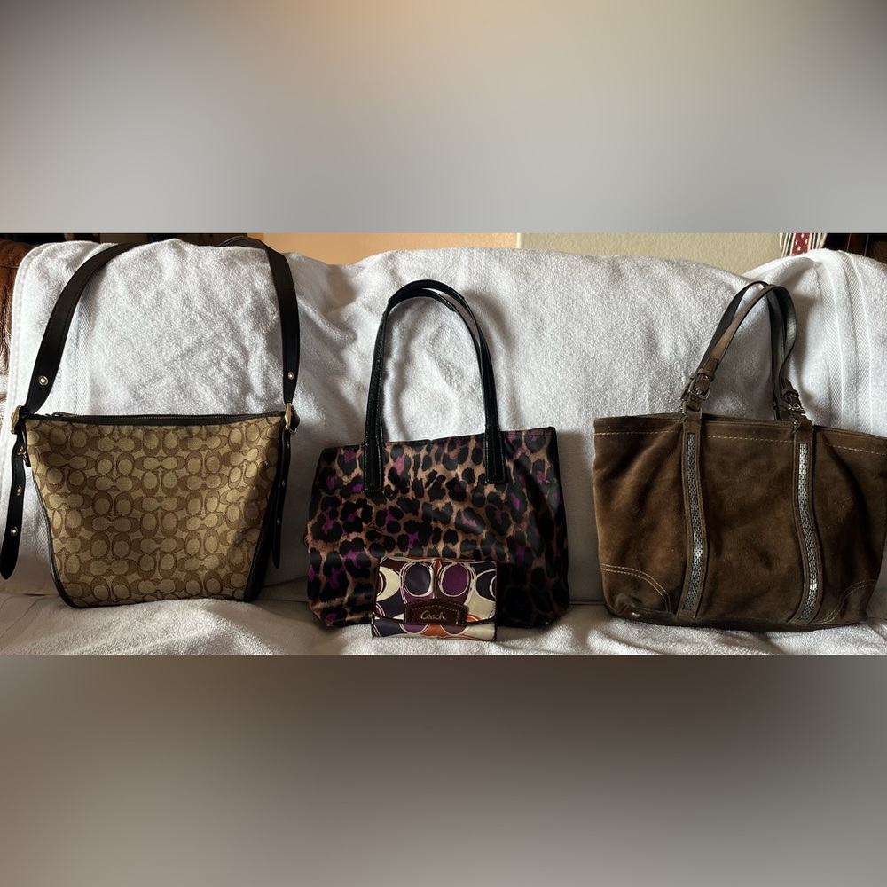 Lot of Coach purses and wallet for sale.